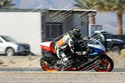 media/Dec-04-2025-Racers Edge (Thu) [[5ebc9f124d]]/3-B Group/5-Session 2 Turn 2 inside Speed Pans/